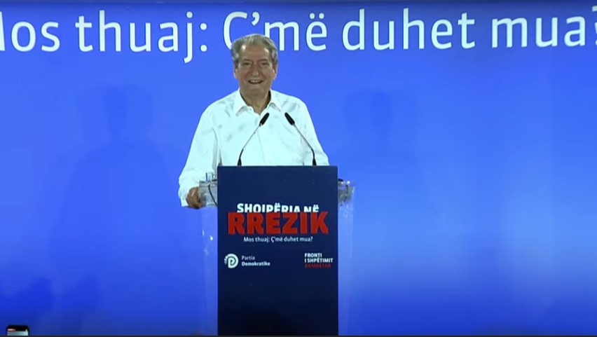 “Ne jemi armiq Edi Rama,” Berisha-kryeministrit nga protesta: Përsëri ia mbathe, gabim bëre!