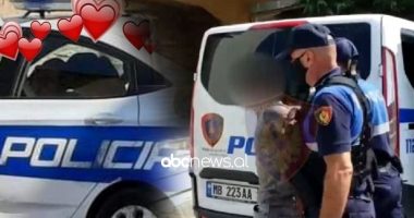 U kapën duke u puthur në makinën e patrullës, pezullohen dy punonjësit e policisë në Vlorë