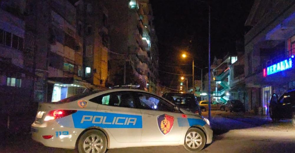 Të shtëna, klandestinë e arratisje: Çfarë ndodhi mbrëmë në Tiranë, policia mësyn në “zonën e nxehtë”