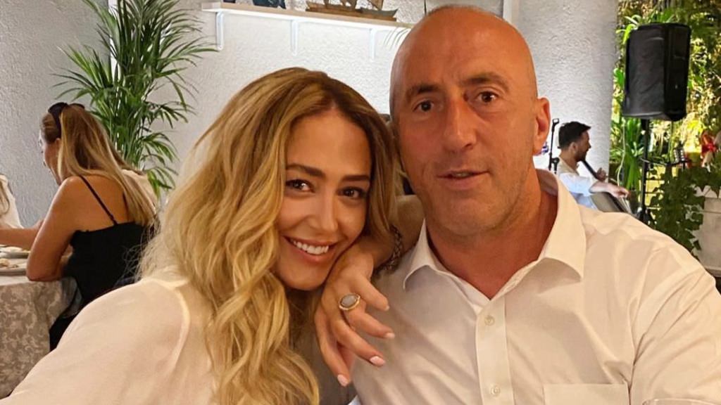 Ramush Haradinaj feston ditëlindjen, bashkëshortja: Jam dhurata më e bukur që ke marrë
