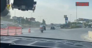 Bënte gara shpejtësie me motor, makina inteligjente “fundos” të riun