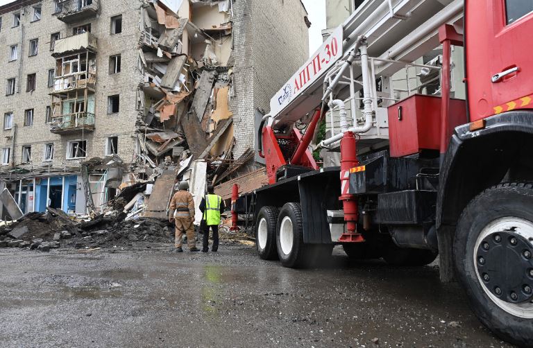 Sulmet me raketa në Kharkiv, 3 të vdekur dhe 28 të plagosur