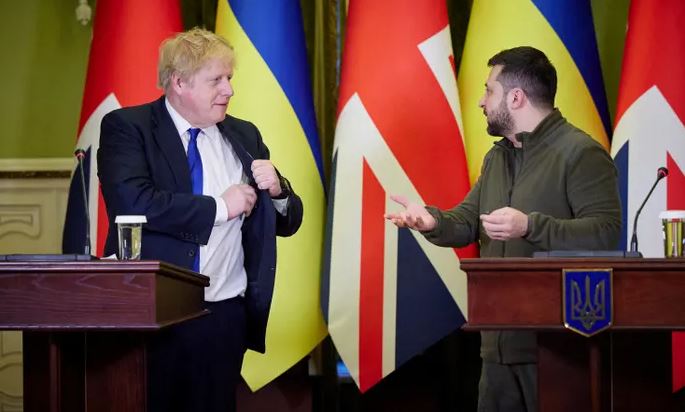 Johnson siguron Zelenskyn: Mbështetja për Ukrainën do të vazhdoje dhe pse unë s’do të jem kryeministër