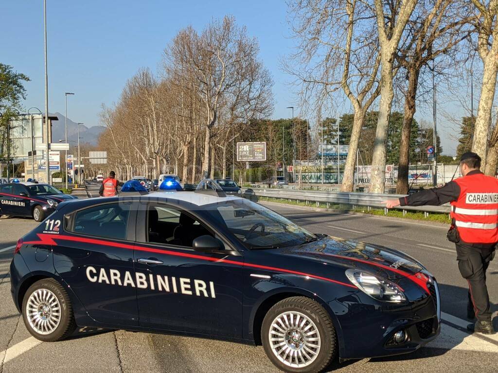 Masakruan babë e bir me grushte dhe shqelma, arrestohet 20-vjeçari shqiptar në Itali bashkë me 2 shokët