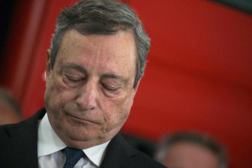 Presidenti i refuzon dorëheqjen kryeministrit Draghi, çfarë do të ndodhë me qeverinë italiane?