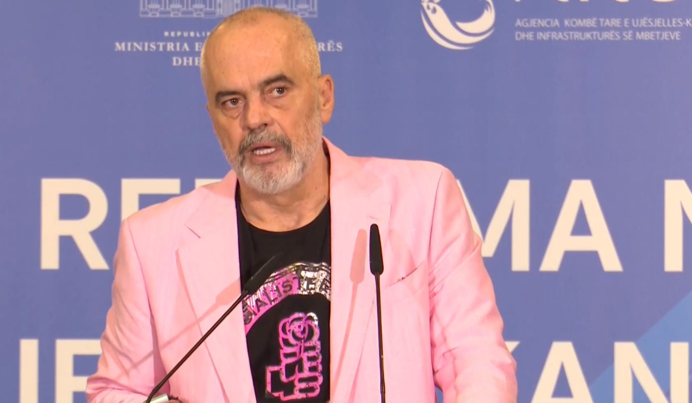 Rama: Fshatrat nuk kanë pasur 24 orë ujë as kur “non grata” ishte komunist