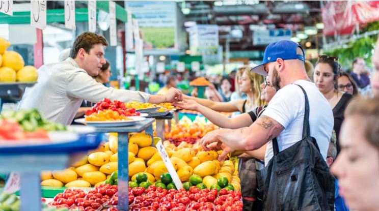 Disa përfitime që keni në shëndet nëse hani këtë frut veror