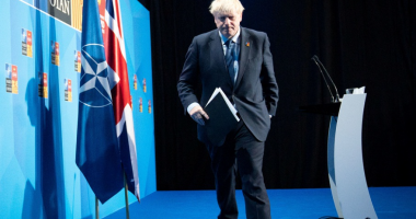 Në largim nga drejtimi i qeverisë, Boris Johnson do të zëvendësojë Jens Stoltenberg në krye të NATO-s?