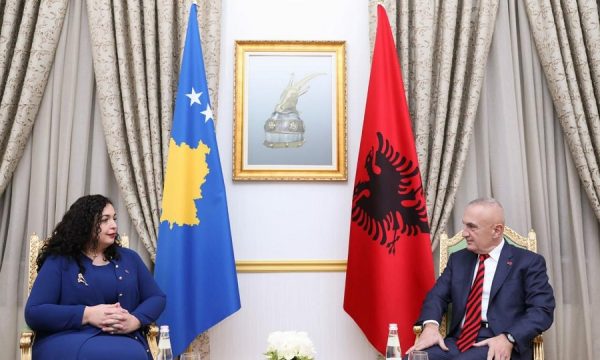 Osmani fton Metën në Kosovë për të përmbyllur mandatin