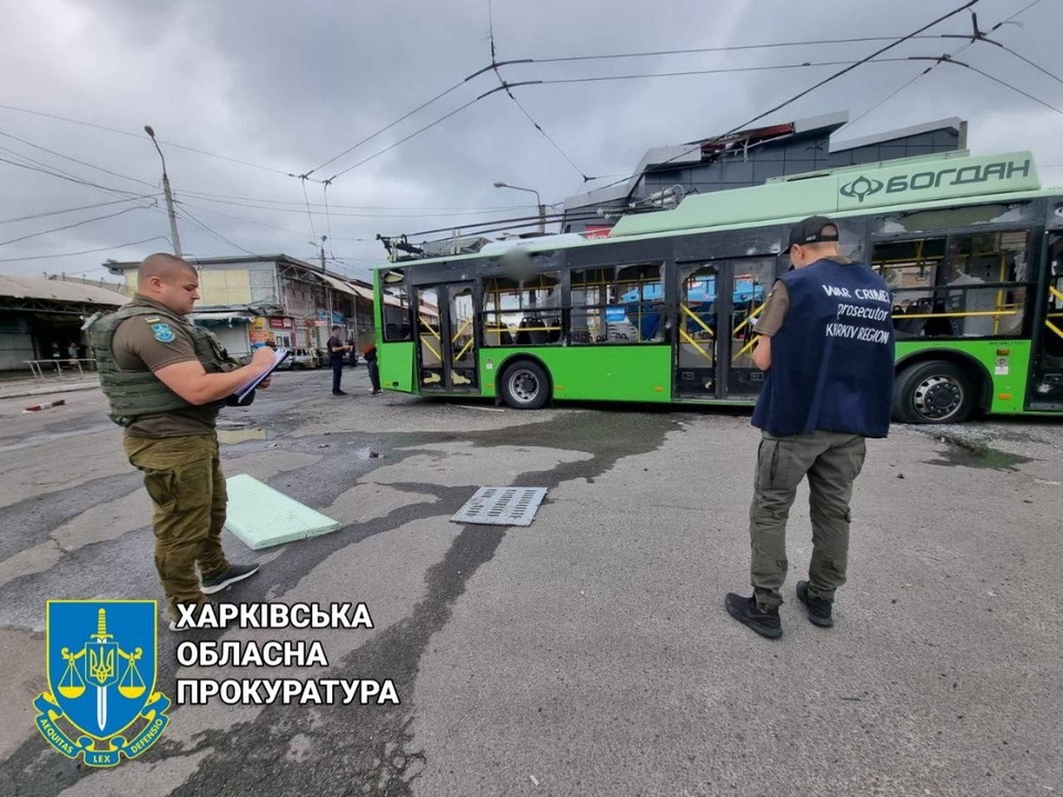 Rusia sulmon stacionin e autobusit në Kharkiv, tre të vrarë dhe mbi 20 të plagosur