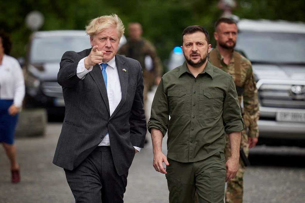 Dorëheqja e Boris Johnson pritet me trishtim në Ukrainë