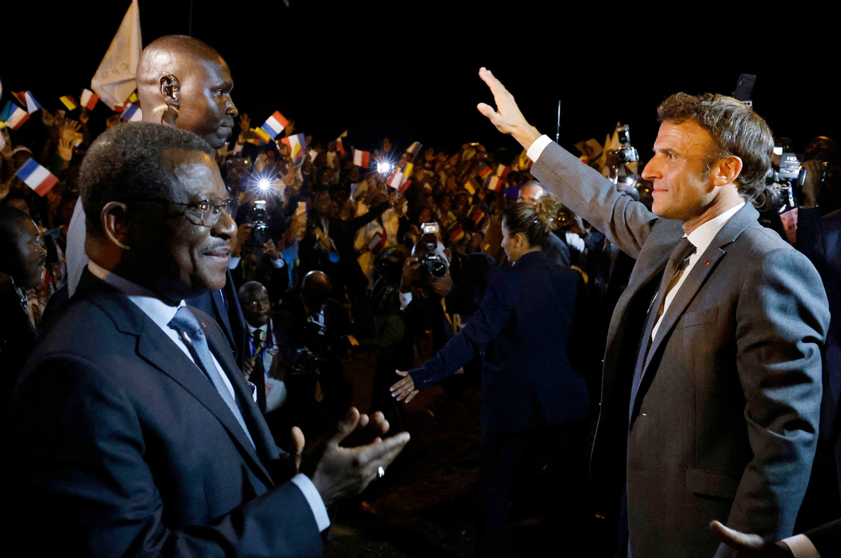Rreziku nga kriza ushqimore, presidenti Macron nis turin në Afrikë