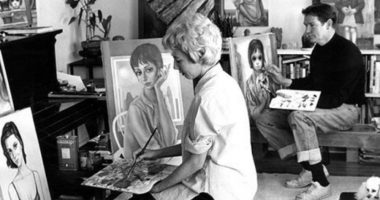 Margaret Keane, kush është piktorja, e cila paditi bashkëshortin që bota të njihte punën e saj