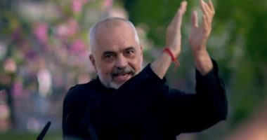 Rama nxjerr njerëzit në shesh për çeljen e negociatave, organizon manifestim para pushimeve