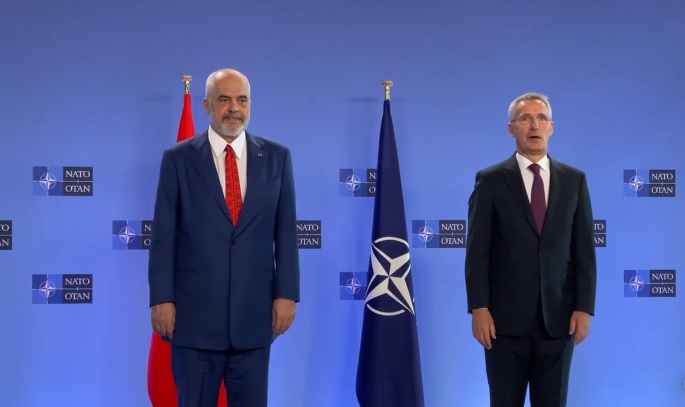 Rama konferencë me shefin e NATO-s, Stoltenberg: Faleminderit për Suedinë dhe Finlandën, kryeministri kujton Kosovën