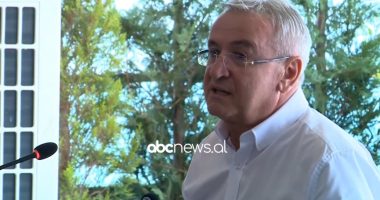 Kryebashkiaku i Skraparit del te patronazhistët: Kemi evidentuar të gjithë njerëzit me influencë në fshatra, do marrim 4 500 vota. Rama e ndërpret