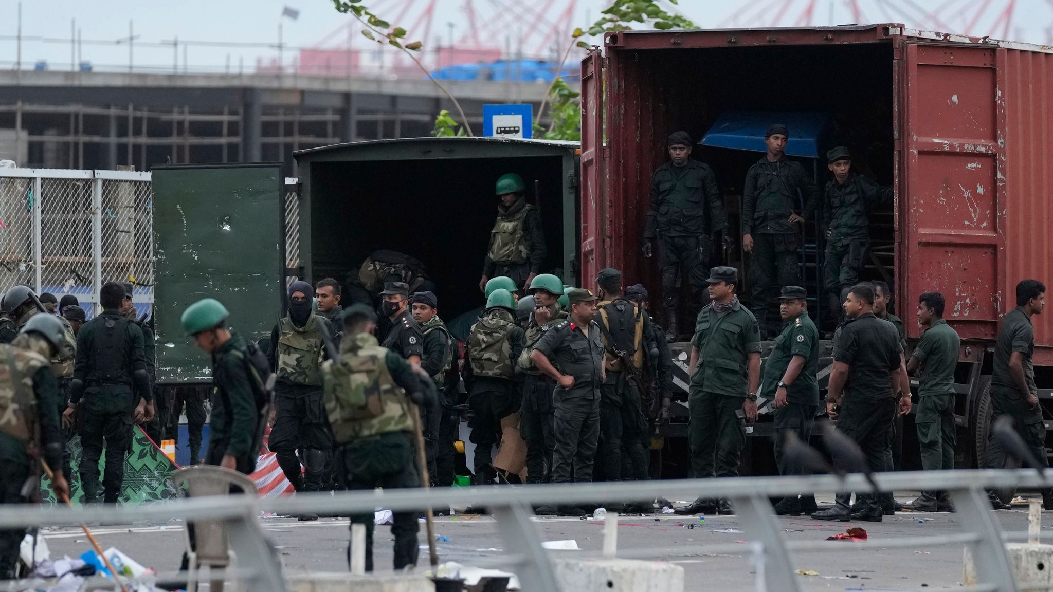 Vazhdojnë protestat në Sri Lanka, forcat e policisë sulmojnë gazetarin e BBC