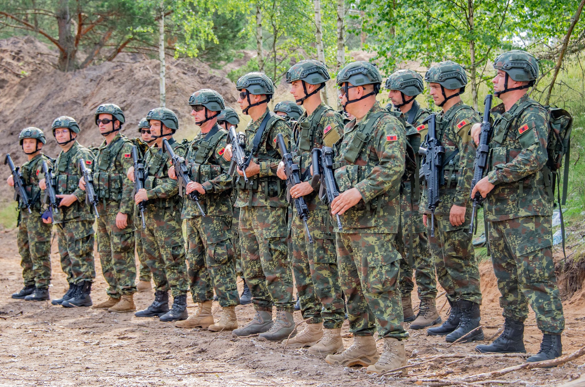FOTO/ Trupat shqiptare zhvillojnë stërvitje në Letoni