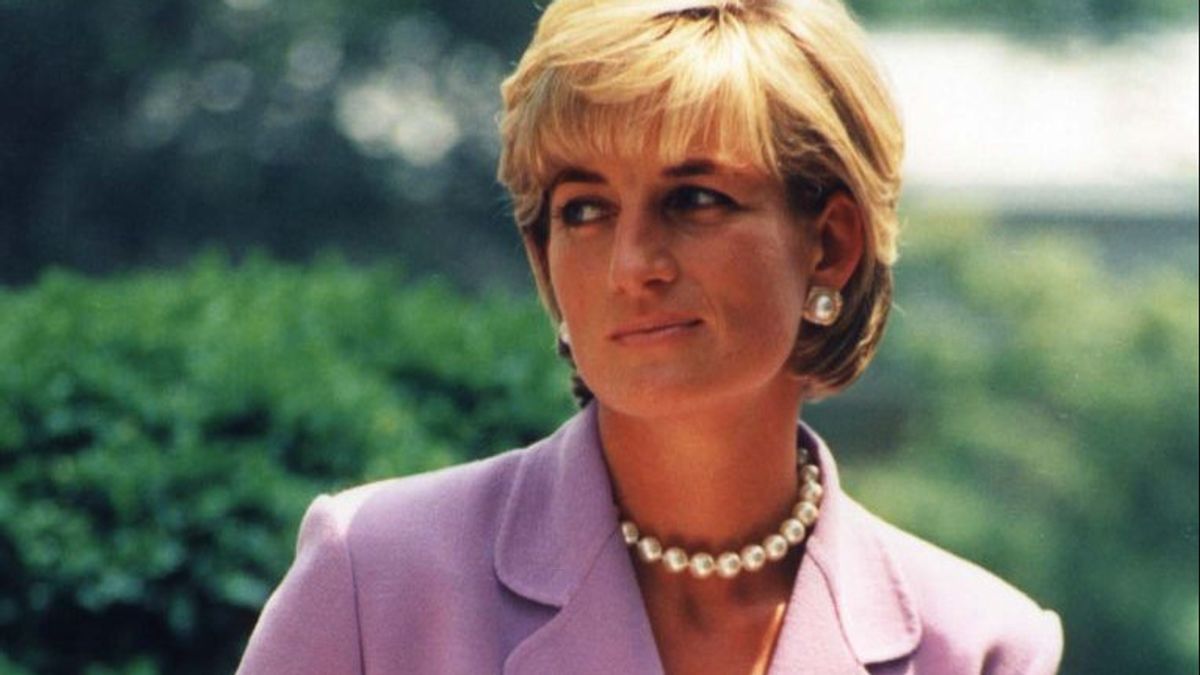 25 vite nga vdekja tragjike, pse njerëzit janë ende kaq të fiksuar pas Princeshës Diana