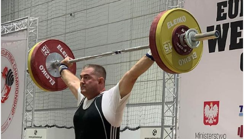 Tjetër medalje ari për Shqipërinë, Kreshnik Leka kampion Europe në Peshëngritje