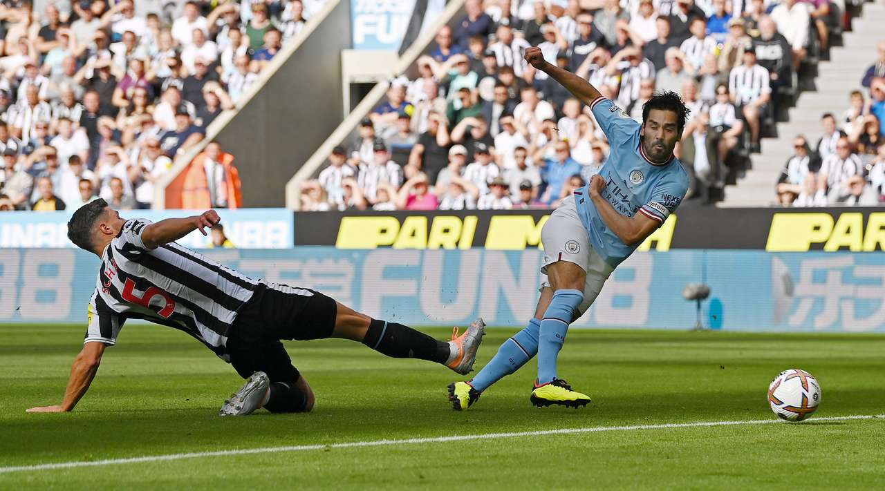 Manchester City lë pikë përballë Newcastle, Haaland dhe Silva “shpëtojnë” Guardiolën