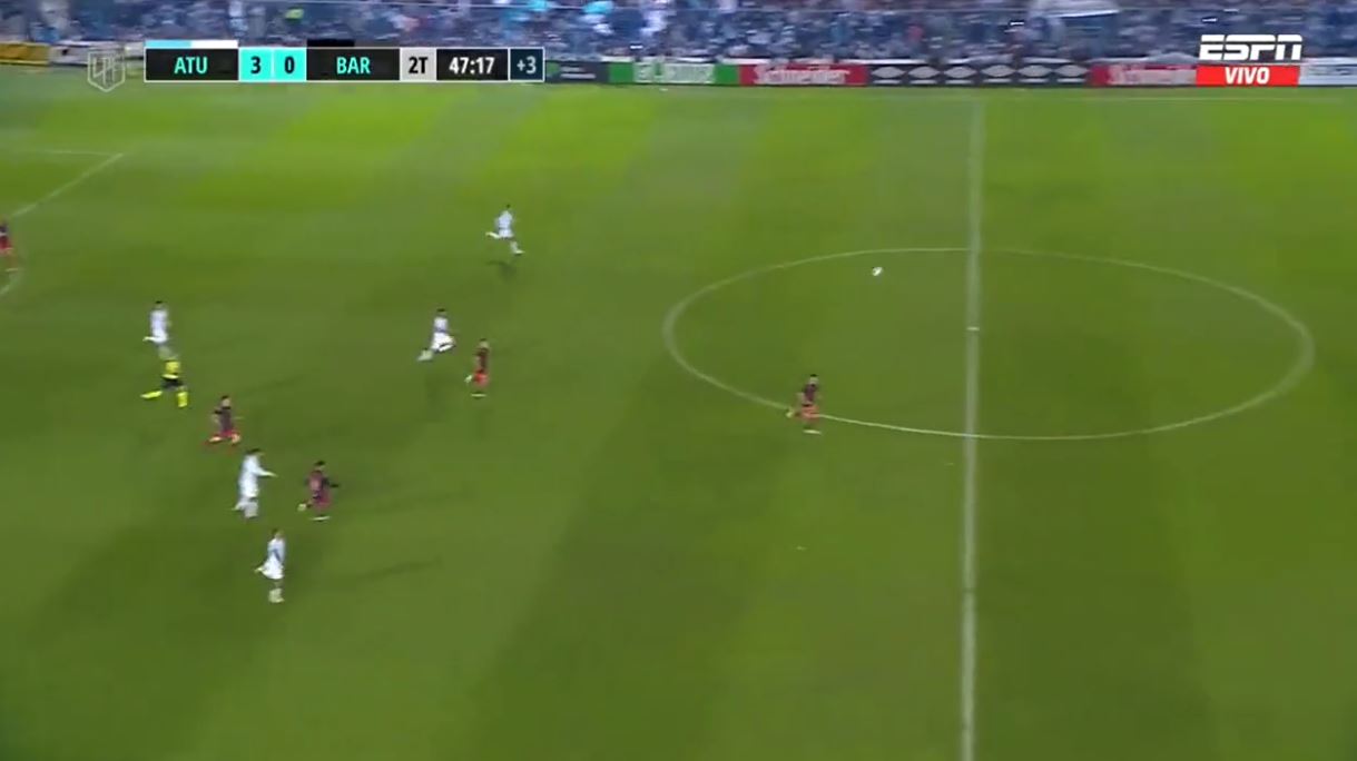 VIDEO/ Gol i çmendur në Argjentinë, Coronel shënon nga më shumë se 70 m