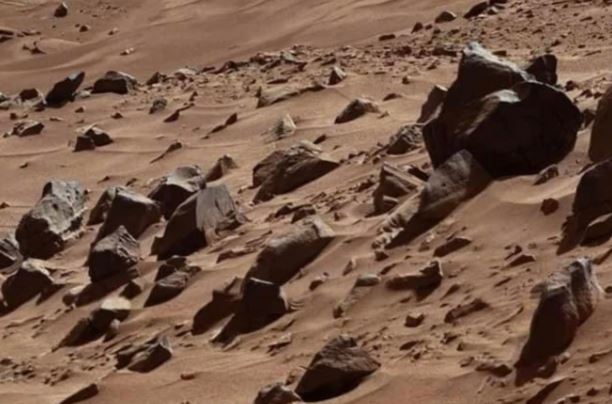 Misteri i fotos së shkrepur në Mars, as NASA nuk di ta shpjegojë se çfarë është