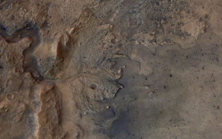 Roveri i NASA-s gjen shkëmbinj vullkanikë në Mars