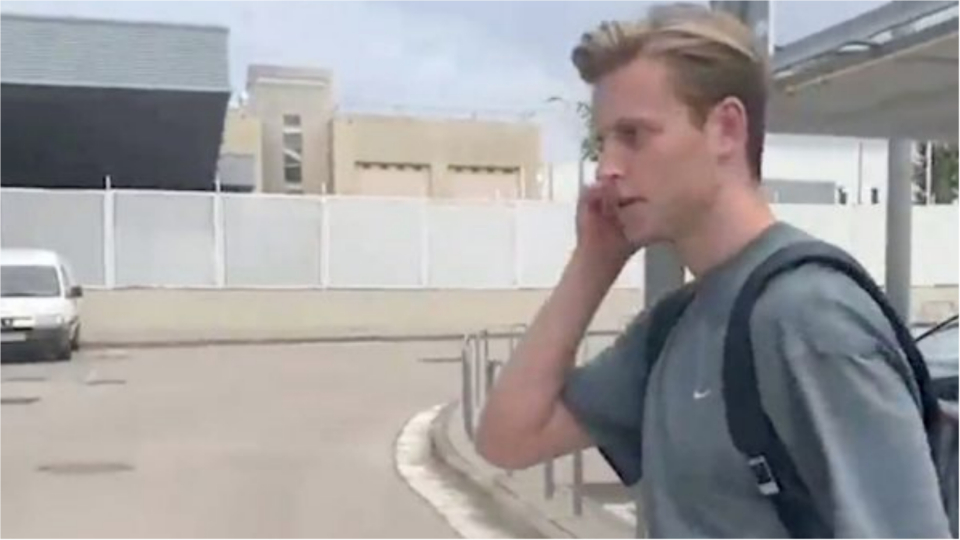 De Jong do kalojë te United? Holandezi niset drejt Anglisë