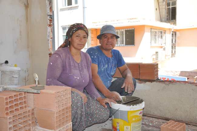 Kapërcejnë bashkë vështirësitë e jetës dhe të profesionit, njihuni me çiftin që prej 16 vitesh punon në ndërtim