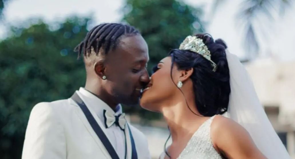 E padëgjuar më parë, lojtari i Malmo-s dërgon vëllain në vendin e tij për t’u martuar