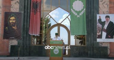 Besimtarët bektashinj kremtojnë ditën e ashures