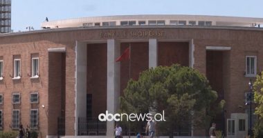 Remitancat, nivel rekord/ Dërgesat e emigrantëve kapin vlerën e 214 milionë eurove