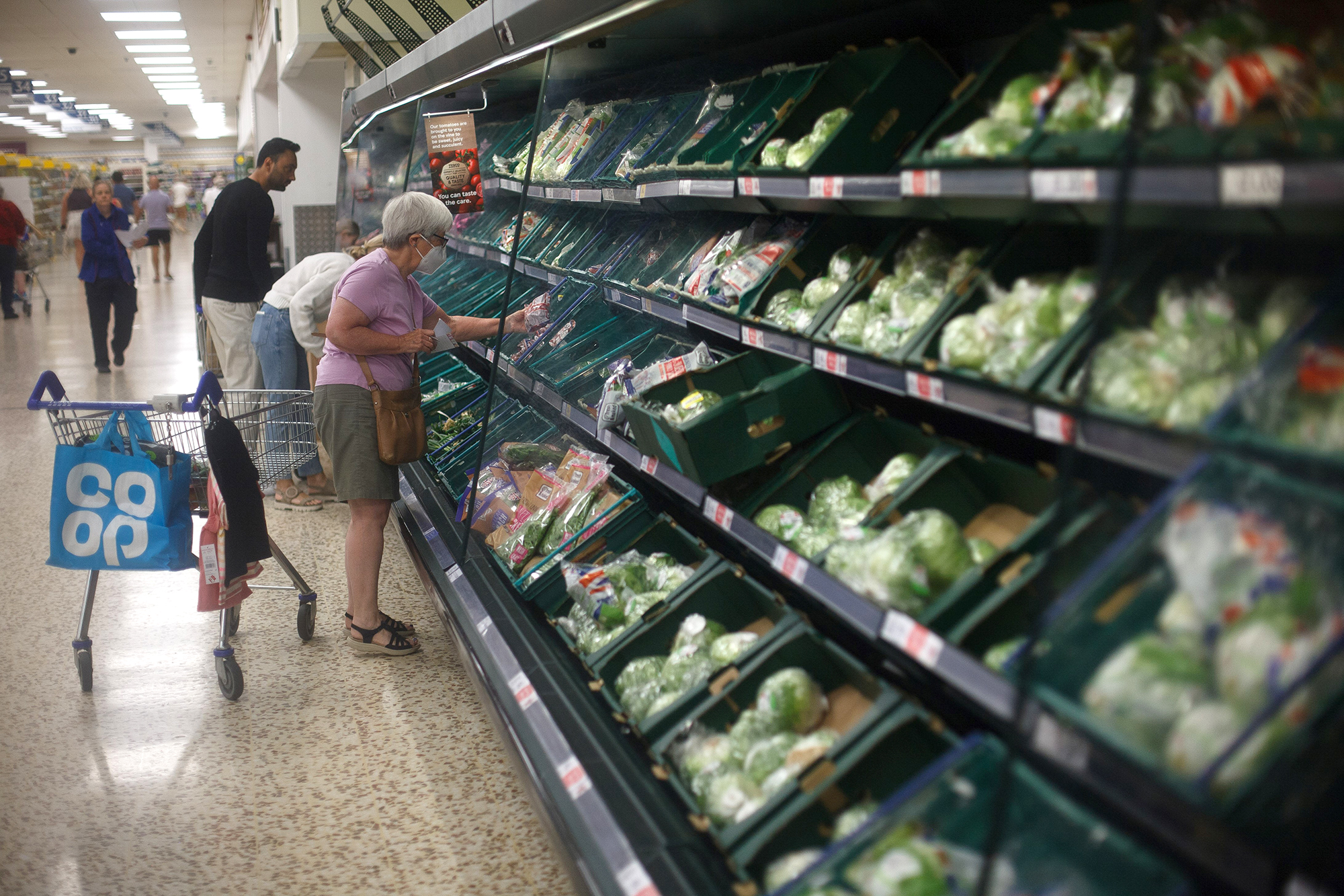 Ndikimi i luftës, çmimet e ushqimeve kapin nivele rekord në Britani