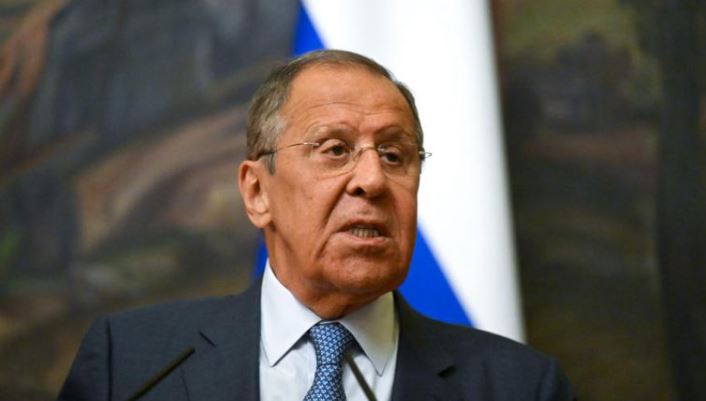Negociatat me Zelensky-n, Lavrov e përjashton mundësinë: Duan “zgjidhje përfundimtare” për ne, si Hitleri për hebrenjtë