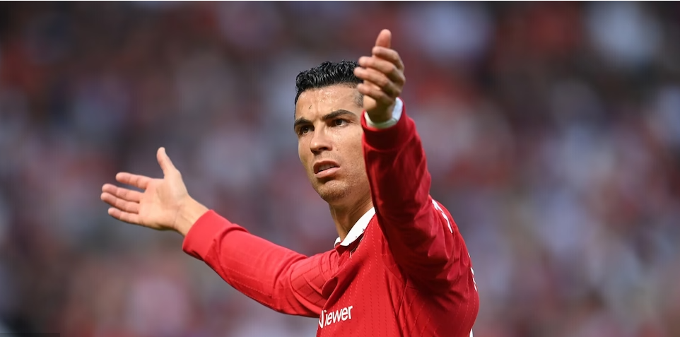 Nuk ka paqe mes Manchester United dhe Ronaldos, tifozët: Ik