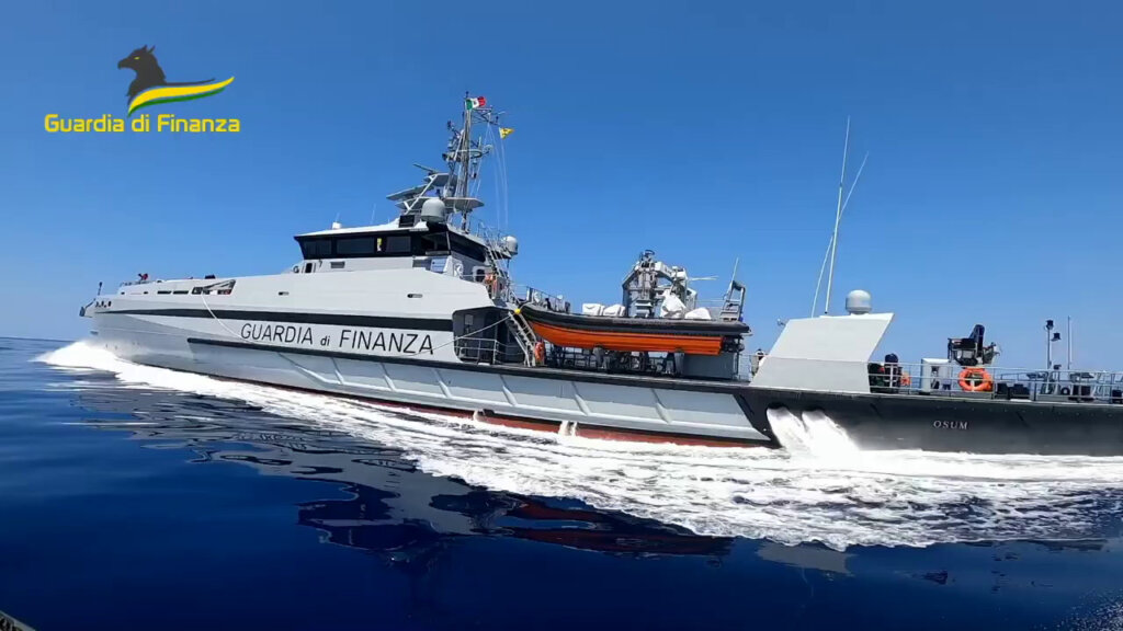 Anija më e madhe e Guardia Di Finanza quhet “Osum”, njihuni me “bishën” që patrullon ujërat italiane