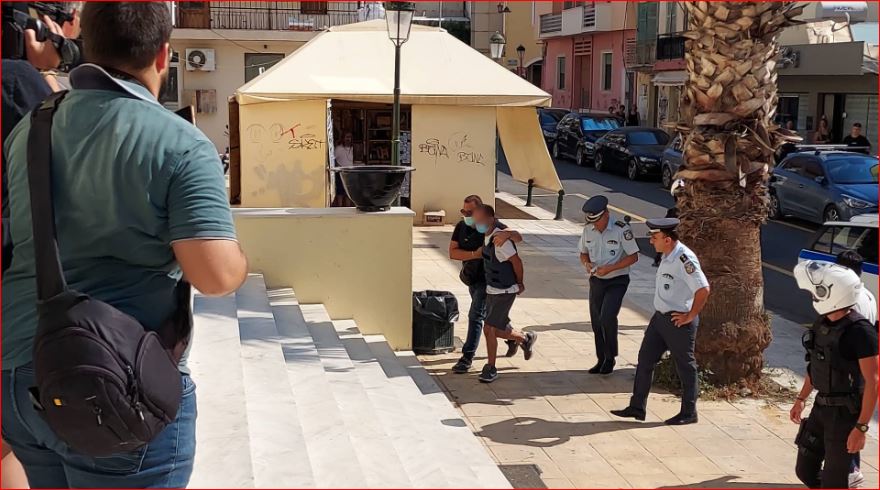 VIDEO/ Masakroi me thikë gruan në Greqi, shqiptari del para Gjykatës: I kërkoj falje fëmijëve