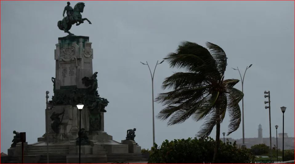 “Ian” goditi Kubën, gjendje kaotike në ishull, 11 milionë banorë në errësirë totale, 2 të vdekur