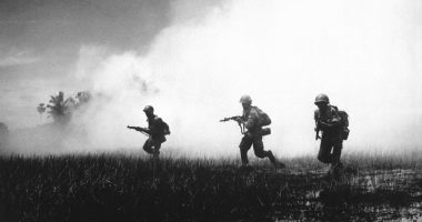 Pse ushtarët amerikanë vranë oficerët e tyre në Vietnam?