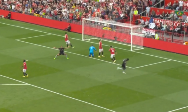 VIDEO/ Dy gola të shpejtë në “Old Trafford”, Saka barazon shifrat, por Rashford përgjigjet shpejt