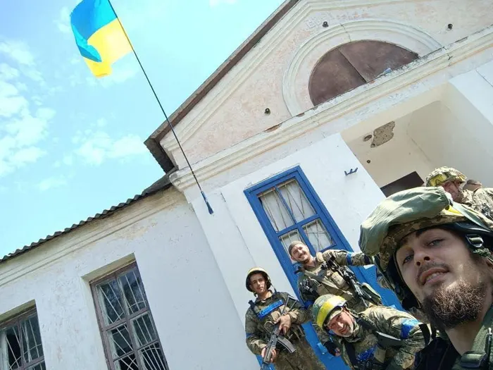 Ukraina pretendon se ka zmbrapsur forcat ruse nga më shumë se 20 qytete dhe fshatra në 24 orë