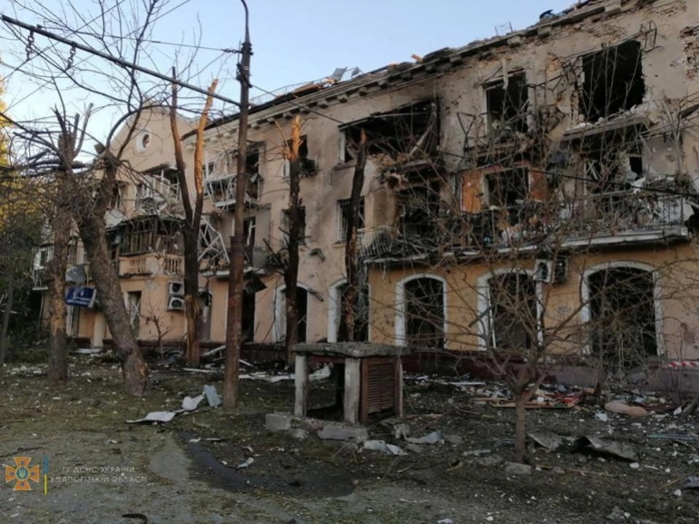 Rusët sulmojnë sërish me raketa qytetet ukrainase, një viktimë dhe 7 të plagosur
