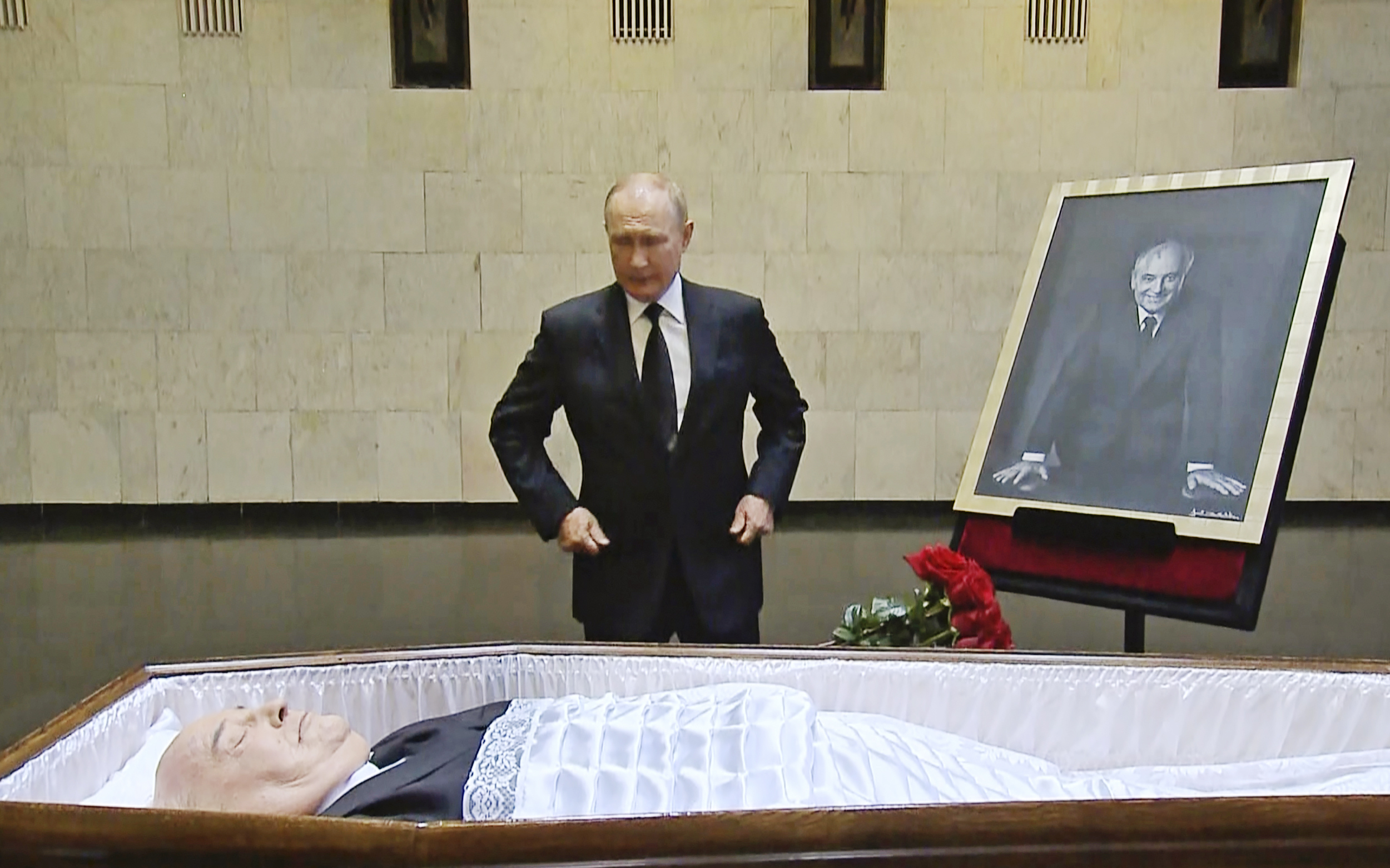 Putin i mohon Gorbaçovit një funeral shtetëror, nuk merr pjesë në nderimet për liderin e fundit sovjetik