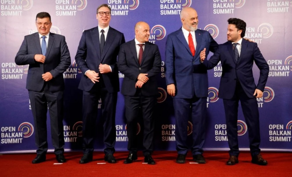 Plani i Kongresit Amerikan: Investime të shumta dhe demokratizim i Ballkanit Perëndimor