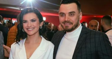 Ish-konkurentja e “Love Story” dhe këngëtari i njohur bëhen prindër për herë të parë, zbulojnë emrin e vajzës