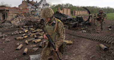 Vazhdon ofensiva në Kharkiv, Ukraina: Rusët po heqin uniformat për t’u bashkuar me civilët