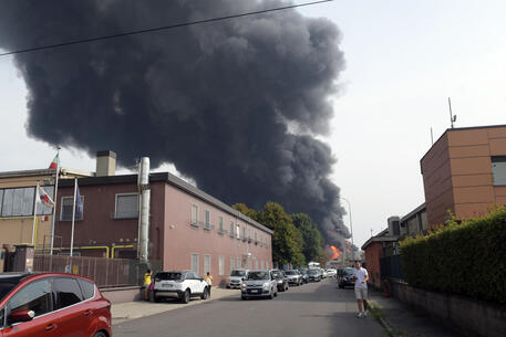 Shpërthim i madh në një fabrikë në Milano, 6 të plagosur