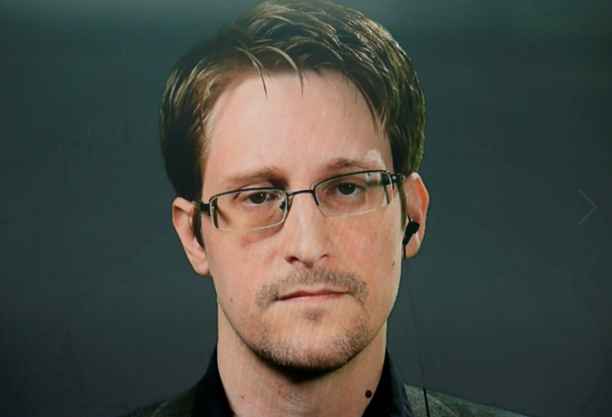 Përballet me akuza për spiunazh në SHBA, Vladimir Putin i jep nënshtetësinë ruse Edward Snowden-it
