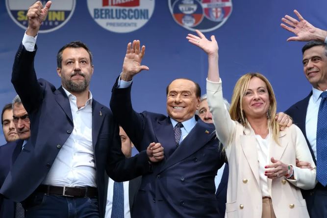 Koalicioni i krahut të djathtë drejt fitores së zgjedhjeve në Itali, çfarë ndodh më pas dhe pse Evropa është e shqetësuar?